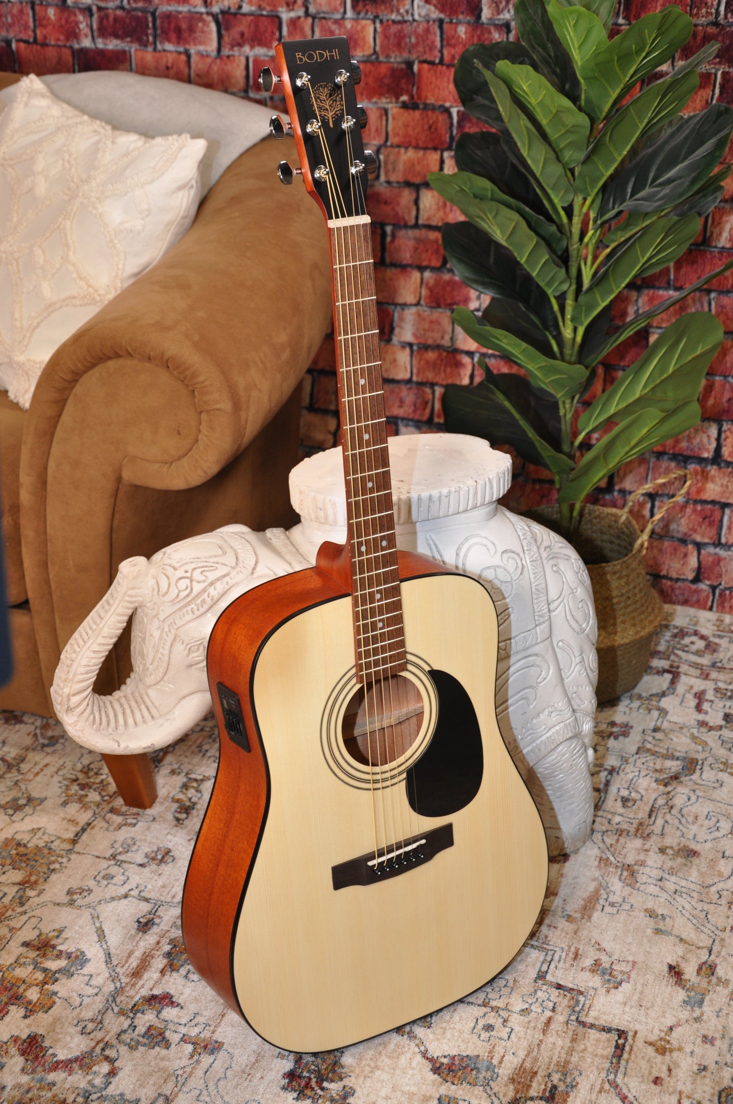 Bodhi Dreadnaught Semi Acoustic Guitar BG20E